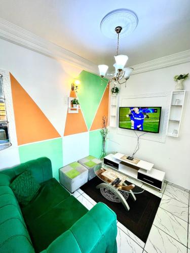 Studio A3 Fustel City Bonamoussadi Santa Lucia, Wifi, Chaines TV, gardien