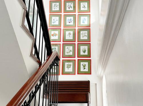 マニラにあるMiraNamin Nest LIRYO Suite in Unique Historic Home - Garden Access, Family Friendly, Shared Kitchenのギャラリーの写真