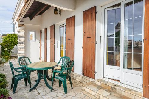 Charmante maison pres plage et port