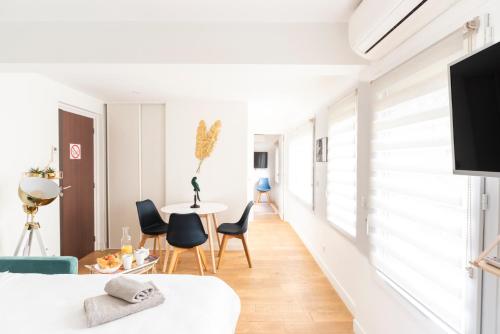 Modern and renovated apartments next to the CROISETTE and PALAIS DES FESTIVALS
