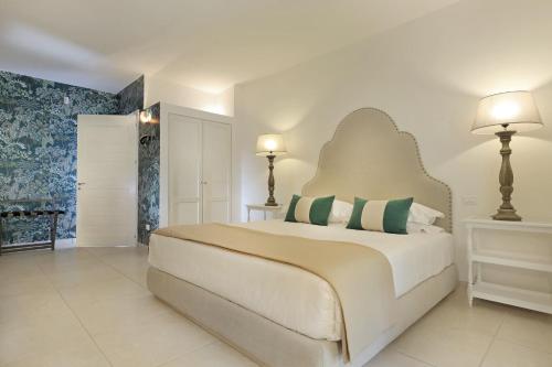 Ένα ή περισσότερα κρεβάτια σε δωμάτιο στο Maison D'Enrì