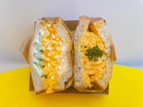 Comida en la casa de huéspedes o alrededores