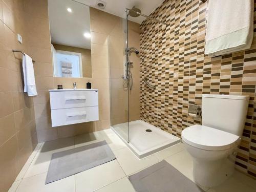 Un baño de Helena - Marel Bliss Apartments T3