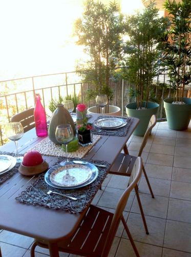 Les Jardins de Mistral Apartment