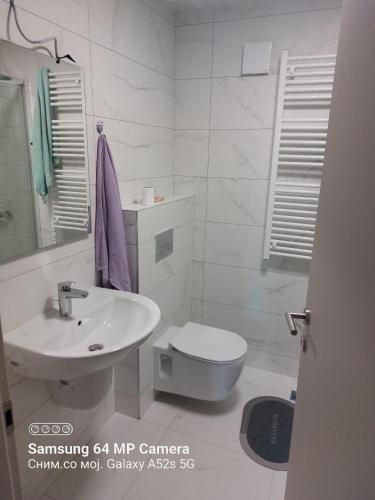Vannituba majutusasutuses Eva Apartman