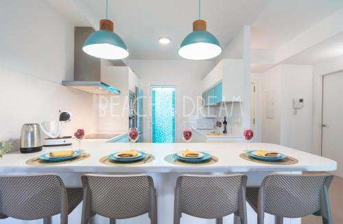 Crystalline - Beach & Dream rentals