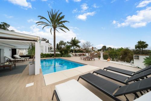 3BR Villa in New Andalucia
