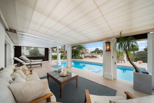3BR Villa in New Andalucia