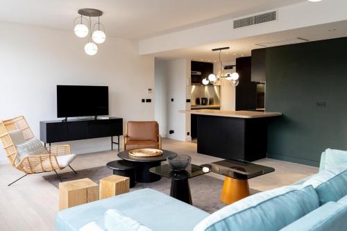 Amazing appartements on Champs-Elysées