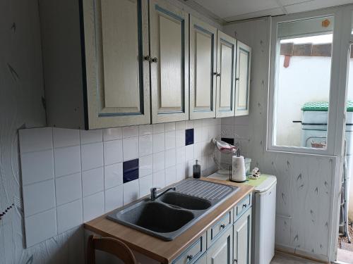 Η κουζίνα ή μικρή κουζίνα στο gite de l amboise