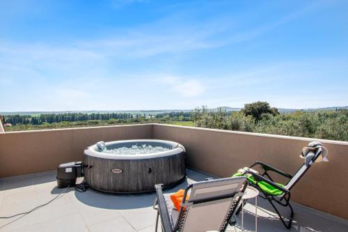 Gambar di galeri bagi Holiday Home Enard with Jacuzzi di Valtura