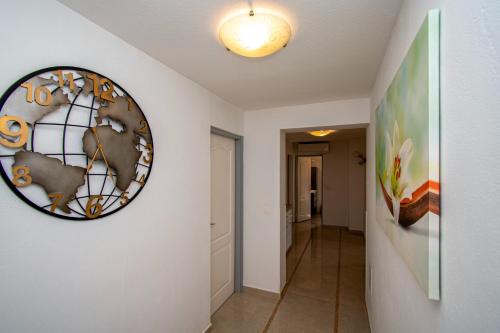 Gambar di galeri bagi Holiday Home Enard with Jacuzzi di Valtura