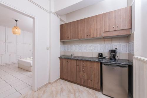Φωτογραφία από το άλμπουμ του Golden Sunrise Suites in Santorini στο Καμάρι