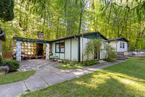 Κήπος έξω από το Ferienbungalow 1 in Boitzenburg