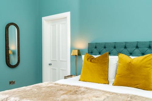 Dragon Suites Luxury Apartments at 9 Albyn Place photo 87