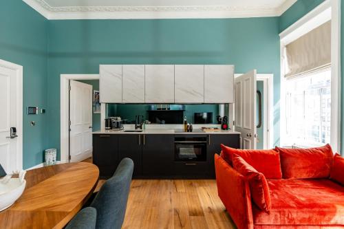 Dragon Suites Luxury Apartments at 9 Albyn Place photo 89