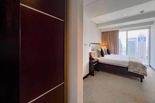 Modern 1-Bedroom in Address Marina, City View - 20AB01