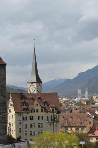 Vue générale sur la montagne ou vue sur la montagne depuis l'hôtel