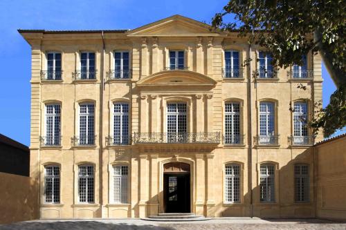 Gallery image of Les Jardins de Mistral Apartment in Aix-en-Provence