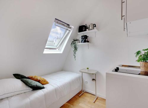 Bedroom 3 - Place Victor Hugo Trocadero - BAIL MOBILITE