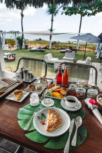 Еда / где поесть недалеко от отеля