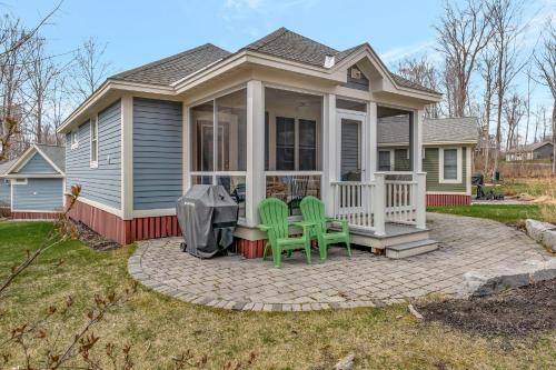 Το κτήριο όπου στεγάζεται  η παραθεριστική κατοικία