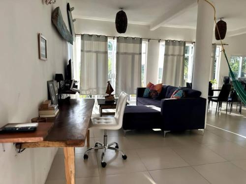Гостиная зона в Penthouse - SolSurf House Mita