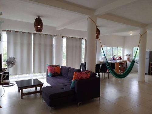 Гостиная зона в Penthouse - SolSurf House Mita