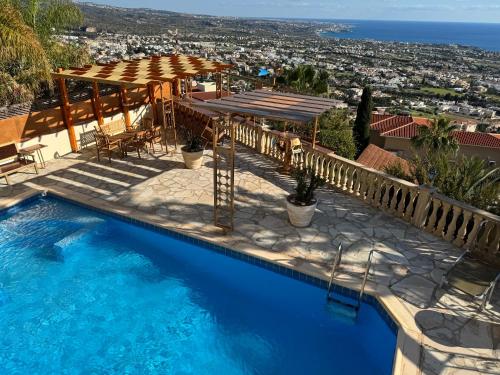 Piscina a Villa Aphrodite o a prop