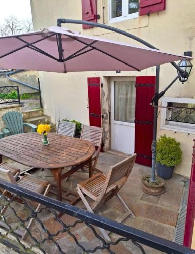 My Agradi, Maison de village