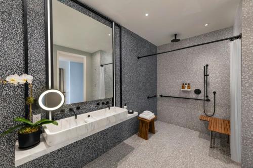 The Ritz-Carlton New York, NoMadにあるバスルーム