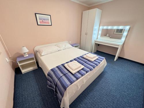 Antonio Apartments