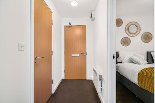 Old Trafford Stay with Free Parking photo 32