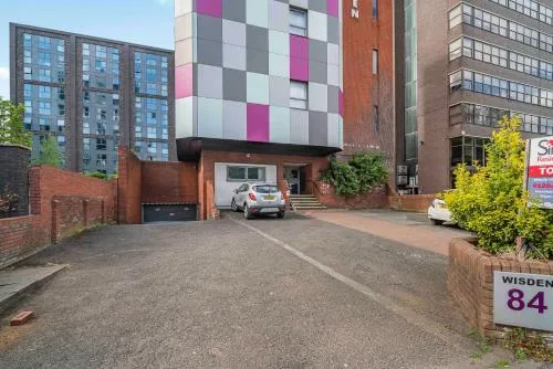 Old Trafford Stay with Free Parking photo 21