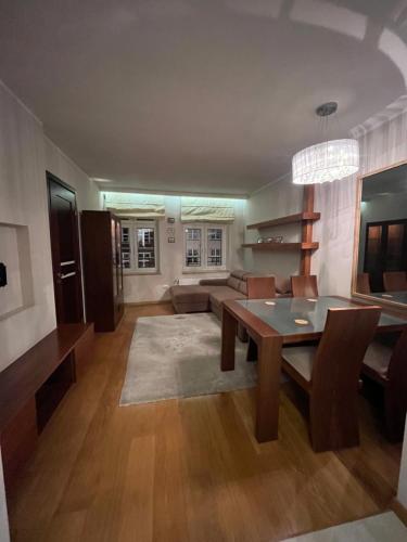 Let's Stay Apartments - Coral