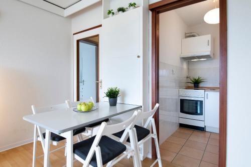 Dapur atau dapur kecil di Kleine Auszeit Niendorf