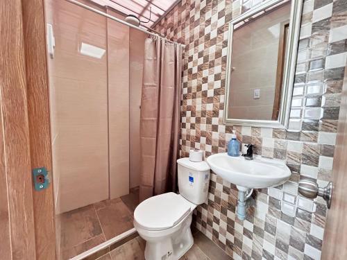 Koupelna v ubytování Habitación con baño privado 2
