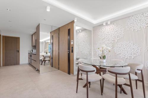 REF 2004 - Cannes - Sea view apartment for rent