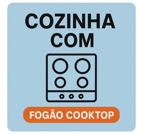 Et logo, certifikat, skilt eller en pris der bliver vist frem på Flat na Barra da Tijuca - Premium - Com Cozinha, Microondas, Estacionamento, Balsa para Praia, Academia, Muito lindo, Confortável e Aconchegante