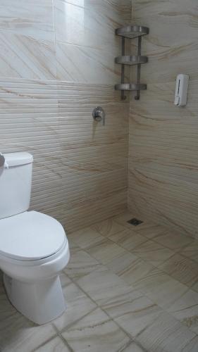 Ένα μπάνιο στο Diyar Villas Puncak H1/6
