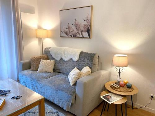 T2 cabine pour 4 pers, balcon, parking – Saint-Lary-Soulan - FR-1-457-379