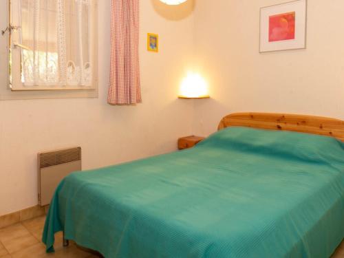 Photo de la galerie de l'établissement T2 Saint Clair 550m Plage, 4 Pers., Parking - FR-1-803-95, au Lavandou