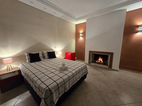 Hospedagem Central Curitiba - O seu lar longe de casaにあるベッド