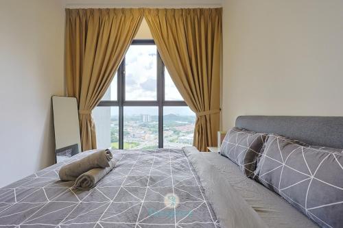 a bedroom with a bed with a large window at Jalan Puchong - 3B2B - 7 pax - 7 min to AEON BiG & Train in Puchong