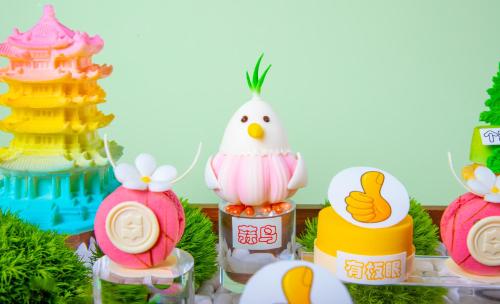 a group of different types of cakes in front of temples at Shangri-La Wuhan,Close to The Mixc with three subway lines in Wuhan