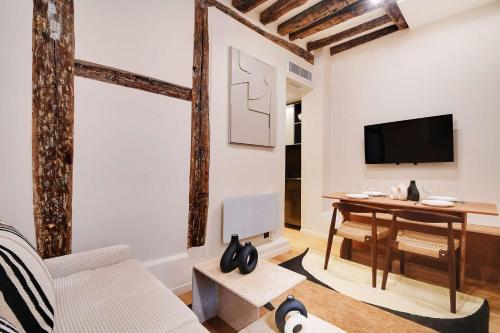 Les Halles - Grands Boulevards Cozy 1BR - 4P