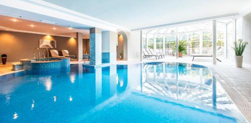 Πισίνα στο ή κοντά στο Hotel Vilpianerhof