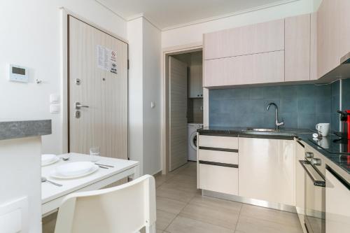 Elvita Apartments 4