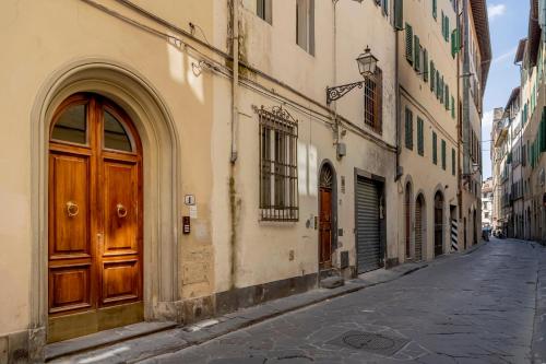 Santa Croce Exclusive