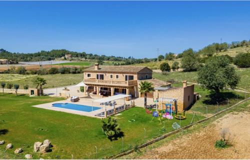 Villa Lorenzo Manacor by PriorityVillas